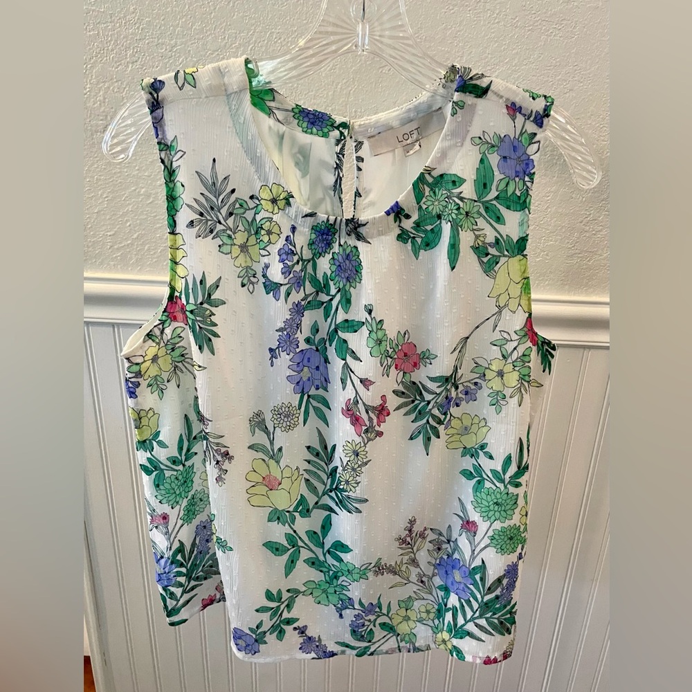 NWT LOFT floral blouse - size M